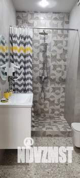 Студия квартира, посуточно, 33м2, 1/15 этаж