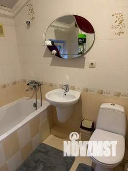 1-к квартира, посуточно, 40м2, 4/4 этаж