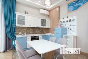 3-к квартира, на длительный срок, 135м2, 5/6 этаж