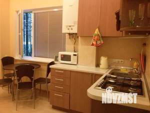 2-к квартира, посуточно, 65м2, 1/2 этаж