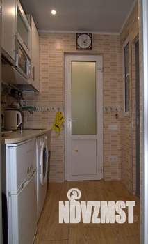 1-к квартира, посуточно, 18м2, 1/1 этаж