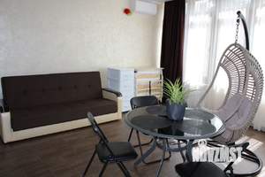 1-к квартира, посуточно, 80м2, 1/3 этаж