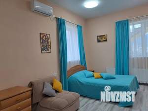 1-к квартира, посуточно, 35м2, 3/3 этаж