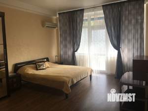 1-к квартира, посуточно, 73м2, 1/12 этаж