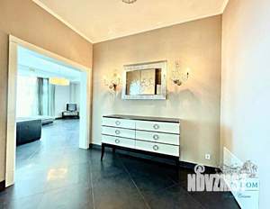 3-к квартира, посуточно, 180м2, 17/19 этаж