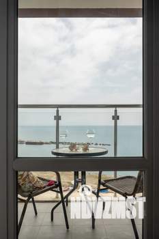 Студия квартира, посуточно, 42м2, 5/8 этаж