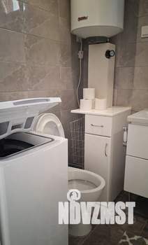 Студия квартира, посуточно, 40м2, 2/2 этаж