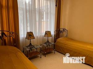 3-к квартира, посуточно, 120м2, 1/3 этаж