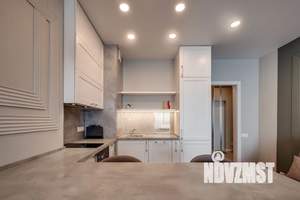 Студия квартира, посуточно, 40м2, 7/10 этаж