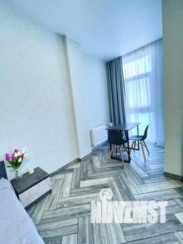 Студия квартира, посуточно, 50м2, 2/6 этаж