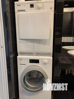 Студия квартира, посуточно, 44м2, 5/9 этаж