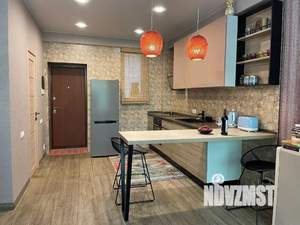 Студия квартира, посуточно, 40м2, 1/5 этаж