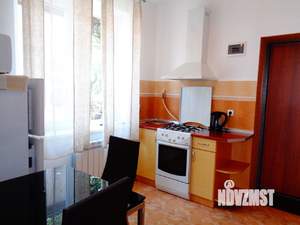 1-к квартира, посуточно, 40м2, 3/3 этаж
