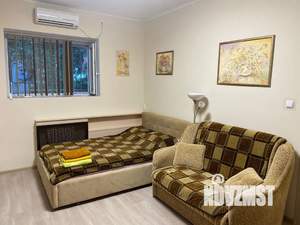 1-к квартира, посуточно, 30м2, 1/2 этаж