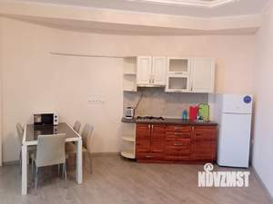 Студия квартира, на длительный срок, 60м2, 3/10 этаж