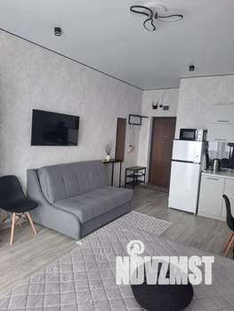 Студия квартира, посуточно, 40м2, 1/10 этаж