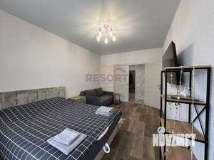 1-к квартира, посуточно, 45м2, 1/8 этаж