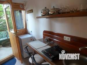 Студия квартира, посуточно, 14м2, 1/2 этаж