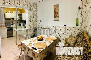 3-к квартира, посуточно, 72м2, 1/9 этаж
