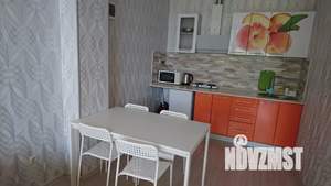 2-к квартира, посуточно, 55м2, 1/3 этаж