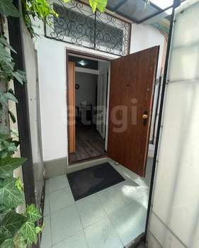 2-к квартира, вторичка, 57м2, 1/2 этаж