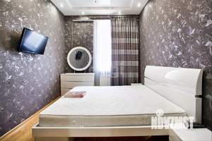 3-к квартира, вторичка, 130м2, 2/7 этаж