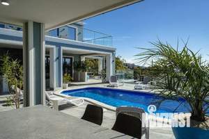 2-к квартира, вторичка, 42м2, 1/3 этаж