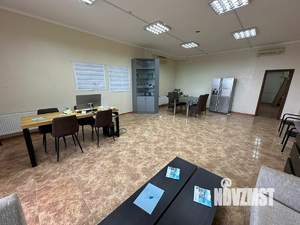 2-к квартира, вторичка, 63м2, 1/6 этаж