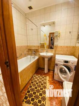 3-к квартира, вторичка, 103м2, 2/4 этаж