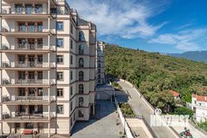 4-к квартира, вторичка, 369м2, 4/5 этаж