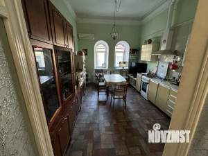 6-к квартира, вторичка, 145м2, 2/2 этаж