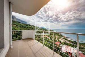 3-к квартира, вторичка, 125м2, 9/10 этаж