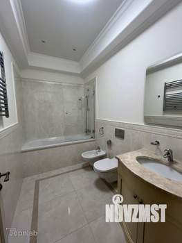 3-к квартира, вторичка, 132м2, 1/8 этаж