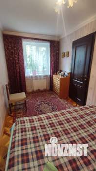 2-к квартира, вторичка, 44м2, 1/4 этаж