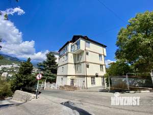 2-к квартира, вторичка, 42м2, 1/5 этаж