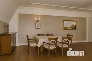 3-к квартира, вторичка, 121м2, 5/5 этаж