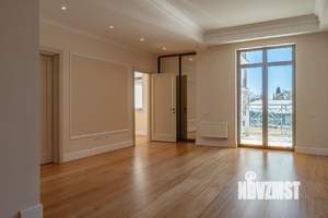 2-к квартира, вторичка, 67м2, 6/8 этаж