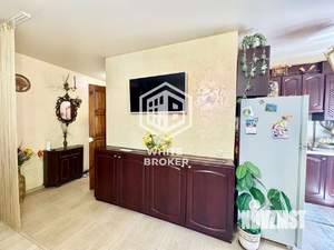 2-к квартира, вторичка, 44м2, 1/5 этаж