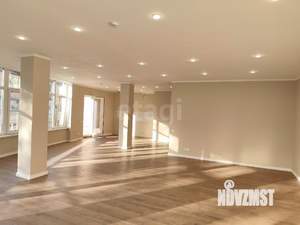 3-к квартира, вторичка, 133м2, 4/8 этаж