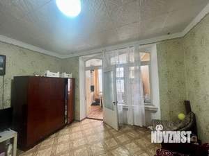 2-к квартира, вторичка, 72м2, 1/1 этаж