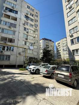 2-к квартира, вторичка, 61м2, 1/9 этаж