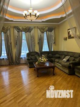 3-к квартира, вторичка, 102м2, 1/4 этаж