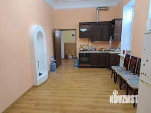 4-к квартира, вторичка, 133м2, 3/3 этаж