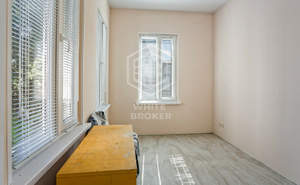 4-к квартира, вторичка, 60м2, 2/2 этаж