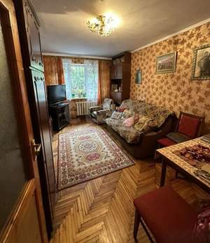 3-к квартира, вторичка, 57м2, 1/4 этаж