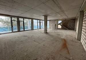 4-к квартира, вторичка, 108м2, 2/4 этаж