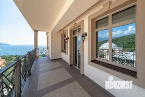 3-к квартира, вторичка, 133м2, 5/8 этаж