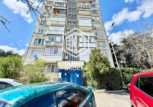 2-к квартира, вторичка, 62м2, 1/9 этаж
