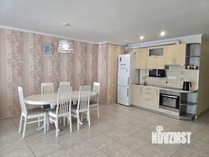 4-к квартира, вторичка, 162м2, 4/7 этаж