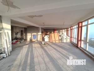 3-к квартира, вторичка, 131м2, 6/7 этаж